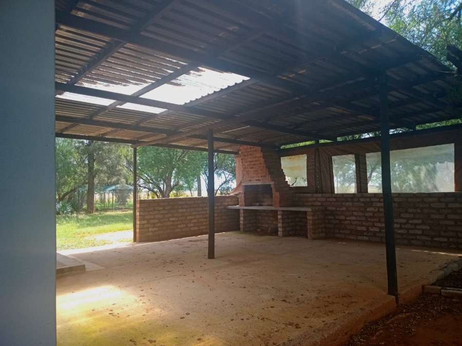 4 Bedroom Property for Sale in Bloemhof Rural North West